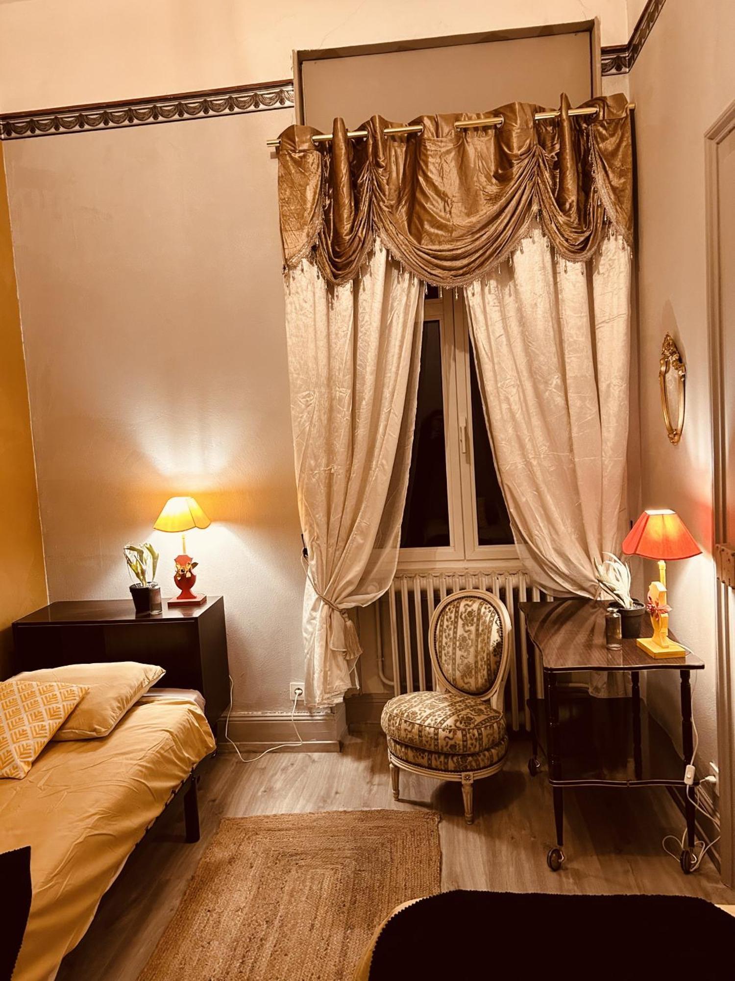 La Mariefacture - Comme A L'Opera Apartment Neuf-Brisach Bagian luar foto
