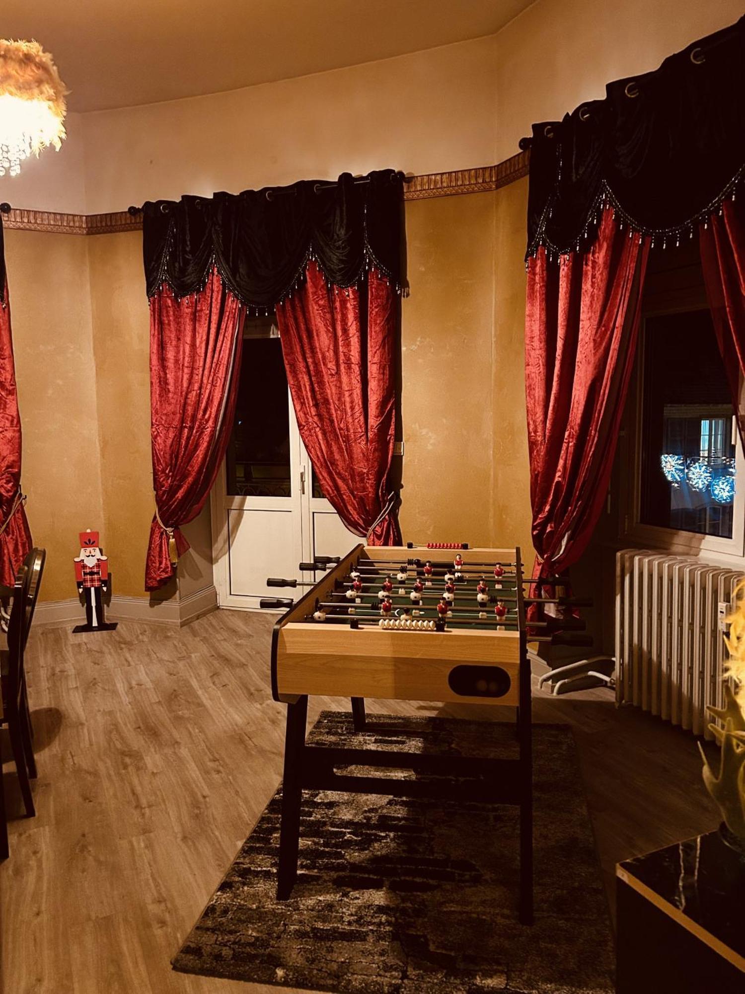 La Mariefacture - Comme A L'Opera Apartment Neuf-Brisach Bagian luar foto